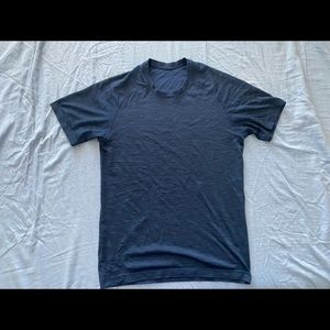 Lululemon mens metal vent tee shirt. Fits like a size small (no size tag)